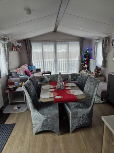 Christmas 2025 at the Laughing Seagull